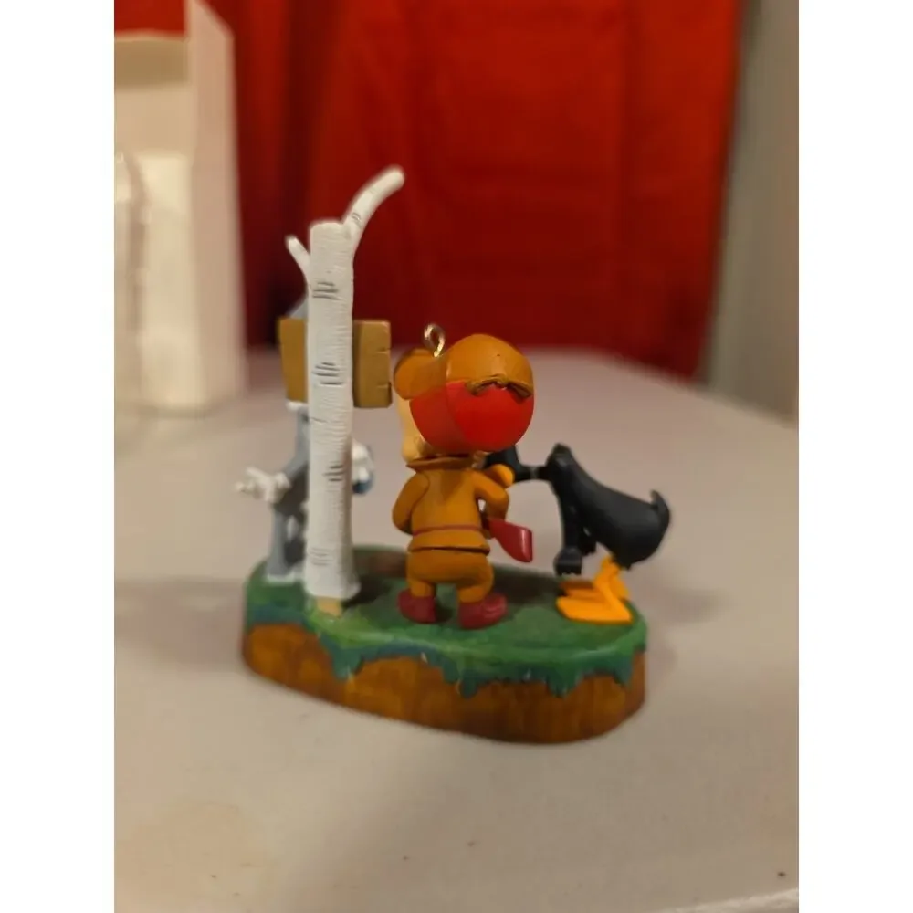 Hallmark Keepsake Looney Tunes Tis the Season Bugs Elmer Daffy Sound Ornament D